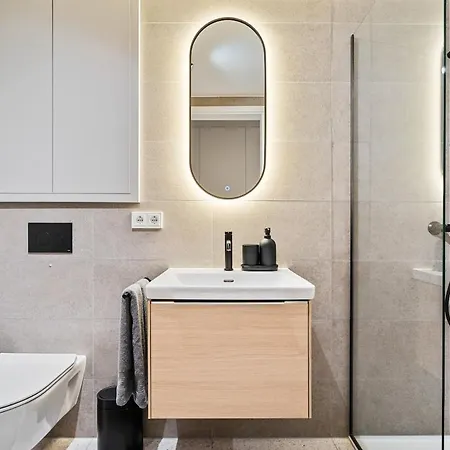 New With Balcony- 1gb- 10 Min Center Ref41 لوكسمبورغ