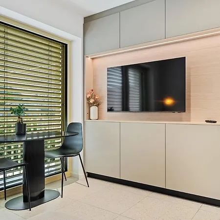 New With Balcony- 1gb- 10 Min Center Ref41 لوكسمبورغ